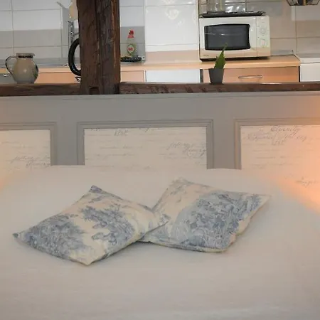 Le Duplex Apartment *
